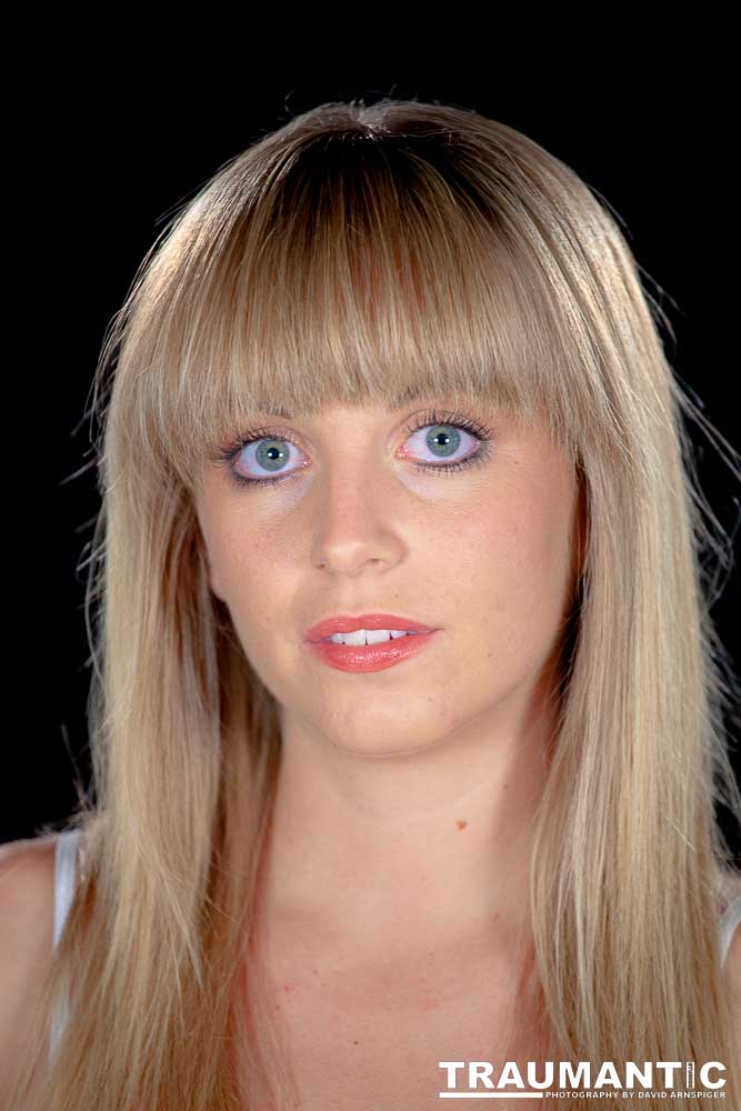 I met T'Lane through a session I shot for a friend of hers on Manhattan Beach. She was absolutely gorgeous and I was thrilled that she agreed to shoot with me.